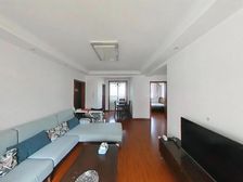 只卖7天,只为成交,房东出国工作,看房随时,有钥匙,看中谈