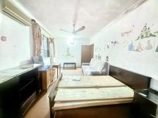 双柏小区二室一厅送30平的大院子,底楼进出方便得房率高钥匙看