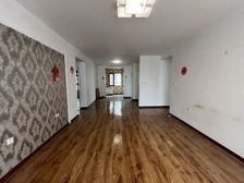 招商贝肯山三期四叶草洋房,简单装修好楼层原值出售!