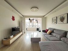 大两房 近地铁 医疗配套成熟 南北通透 高楼层 采光视野好