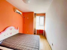 力高国际 满五 楼龄新 近医院 南北通透 商业配套成熟