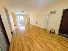 装修好 房龄新 近医院 满五 电梯房 交通便捷 居家自住