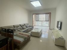 低价出售高坪三桥头,中间楼层电梯三室两厅两卫,