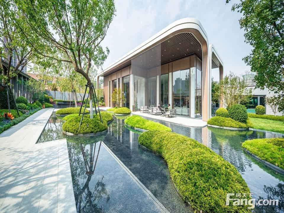 小区相关图
