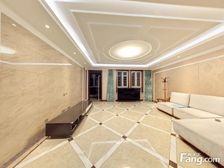 中.介.费.0.5个点 梧桐公馆 一楼带院 洋房三室