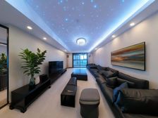 新上四房丨电梯高区丨南北通透丨户型正气丨到价签字