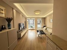 合生三期全明临河大2房!婚房装修3年!业主买好别墅近十天好谈