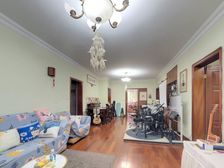 飞机3房,带地下产权车位,小区门口就是地铁4号线塘桥站,急卖