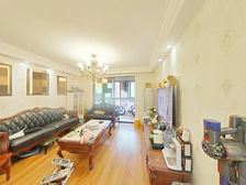 紧邻地铁,周边配套设施齐全,性价比105.94平