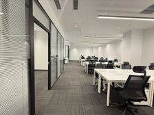 北苑 龙湖引擎产业园 240平米 精装带家具 入住 方正