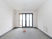 新天地荻泾花园次顶层,采光观景好,双卧客厅朝南,南向面