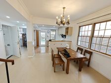 西郊联排总价低、性价比、边套带阁楼、送超大花园