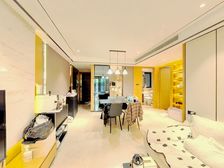 绿地海珀黄浦送30平花园带产权车位 18年次新房 只住过3年