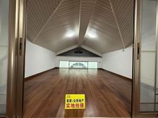 育秀书皮 (顶楼送阁楼 )(现浇房近百联)(税费各付)