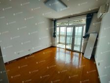 近医院 精装修 南北通透 临地铁 正规商品房 购物方便