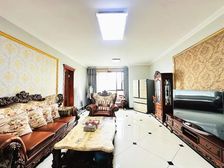 群力星光耀一期一梯一户大户型欧式装修