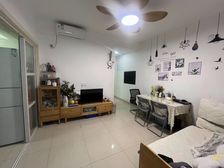 价格 改好的两房精装修领包入住带院子 看房随时方便