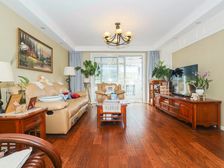 宝藏位置!一梯两户,得房率高达百分之九十,房东诚意出售带车位