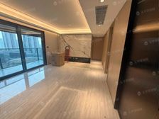 23年次新房 一次都没有住过人 带地下车位 看房随时