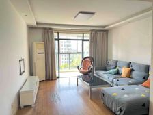 香槟河畔南 两房,沿河边一排,近嘉怡路站14号线。价格可谈