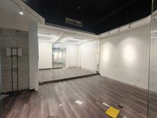 东大桥CBD业主直租!紧邻扶梯,sap 美甲,美发,鲜花