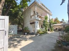 花园新村业主诚心出售边位自建别墅可住可商