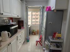 和平二片中心电梯高层两室一厅