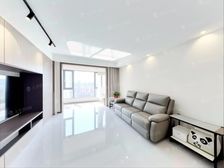 新出12号线顾戴路地铁口 精装修 中心位置 近医院双轨交通