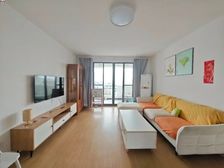 精装好房 电梯大三房 出行方便 临地铁 南北通户型