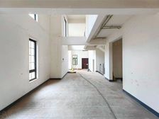 照母山 看湖头排 联排端户 花园200平 单层160平