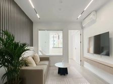 复旦挂户口必看!朝南全明阳光房!20萬豪装全送!业主出国急售