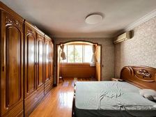 长城小区 1室1厅1卫 毛坯 279万元 42.11平米