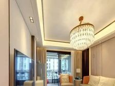 电梯入户 品质次新小区 小区环境好 氛围好 送子母车位