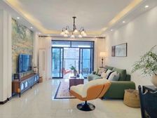 出门即是轻轨 落地窗大主卧 看江视野开阔