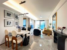 南岸区 长嘉汇朗峯南区 三房 200万