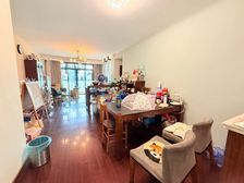 专属委托!随时可看五年出一套 4个阳台户型好 诚意卖 已谈过