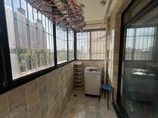 两居室,南北通透,户型方正,空间利用合理 楼层情况