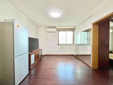 内环内长寿路朝南2+1房,小区车位宽松,9年至江宁旁