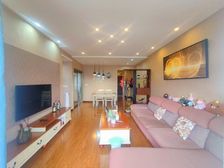 南岸区弹子石1对面 金港尚城 住家三房 拎包入住