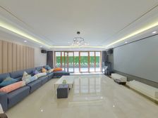 新出6居4卧朝南,700万19年装修保养好,3厅实用性强!