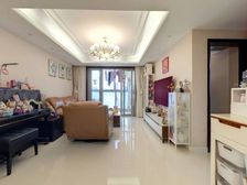 必看好房!!超大落地窗 采光视野超好 万达CBD旁 外国语