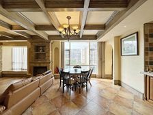 (美式豪装,带露台80平)顶跃洋房 南北通透 近欢迎看房