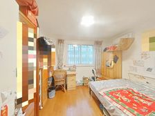 环球港旁+全明三房金沙江路50米+花园位置业主诚意出售