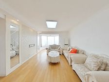 07年次新小区。蓬莱公园旁,高区全明三房,两梯三户,随时看房