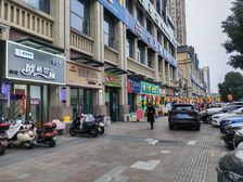 经开区主商圈玫瑰花城1楼临街单铺74平带租约售155万