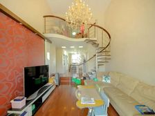 区总力荐|少有的五楼带超大阁楼小复式|挑高厅送露台|楼下三房