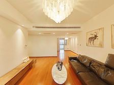 有车位 出行方便 临地铁 精装可拎包入住 南北通透