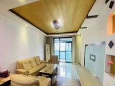 03年品质小区,两梯三户南北通透,业主诚意急出售,价格可谈!