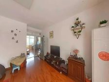 陆家角馨苑,朝南精装3房,户型正气,楼层好老少皆宜,价格可谈