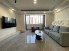 长寿路 近地铁 双卫格局 精装可拎包入住 交通便捷